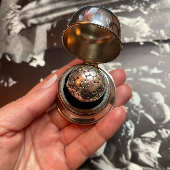 Unique Vintage Sterling Silver 925 Ring With Raised Textured Ball Size 7 - Picture 3 of 13